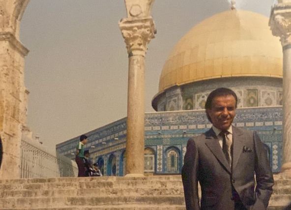 Radio Jai: Carlos Menem, un hombre de estado que fue un actor... de la política mundial