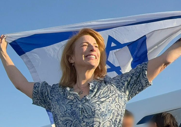 Radio Jai: La famosa actriz de Law & Order que se convirtió en «embajadora» de Israel