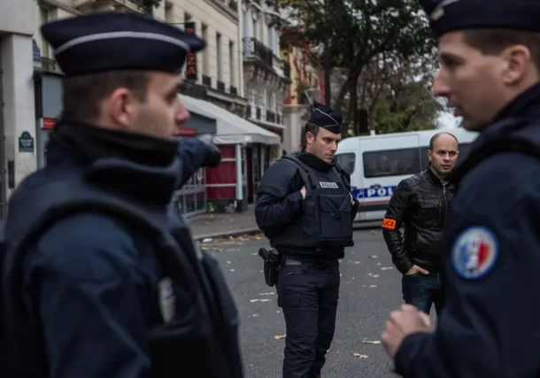 Radio Jai: Gerente de resort francés arrestado por antisemitismo después de negar la entrada a 150 niños israelíes