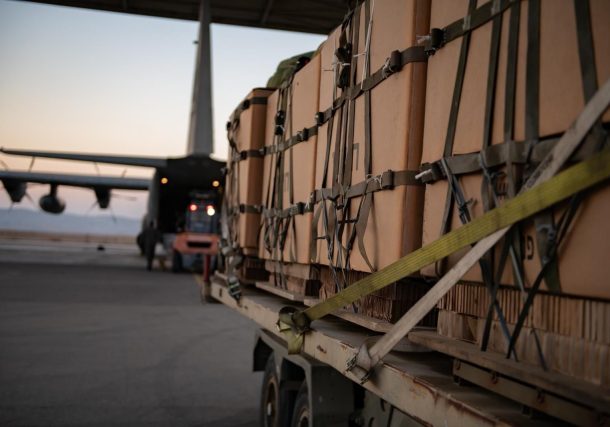 Radio Jai:Gaza: ayuda aérea limitada, tensiones internas y desafío diplomático para Israel - Natalio Steiner