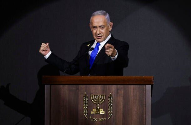 Radio Jai:Netanyahu ataca a los ex jefes de seguridad, dice que las FDI habían abandonado su compromiso con la "victoria"