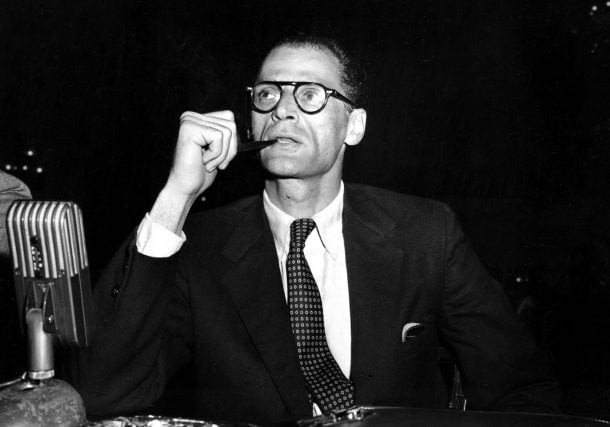 Radio Jai-Arthur Miller: Entre la verdad. la justicia y el destino del hombre