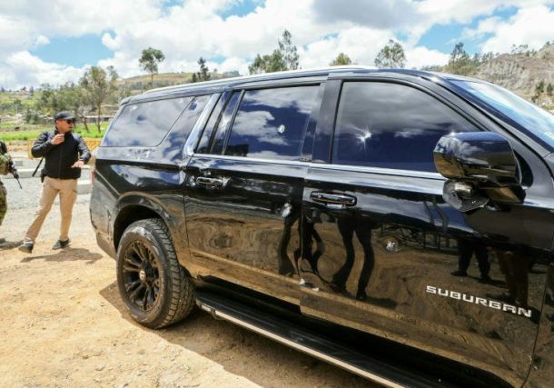 Radio Jai-El presidente de Ecuador sale ileso de un ataque a balazos a su vehículo