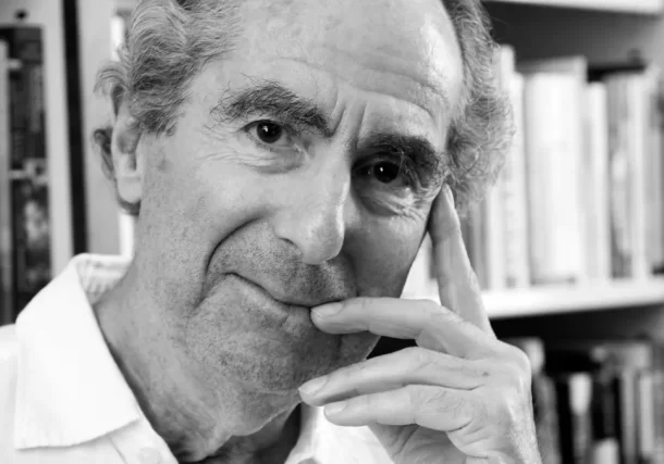 Radio Jai-El último biógrafo de Philip Roth quiere que los judíos lo lean de nuevo, sin culpa