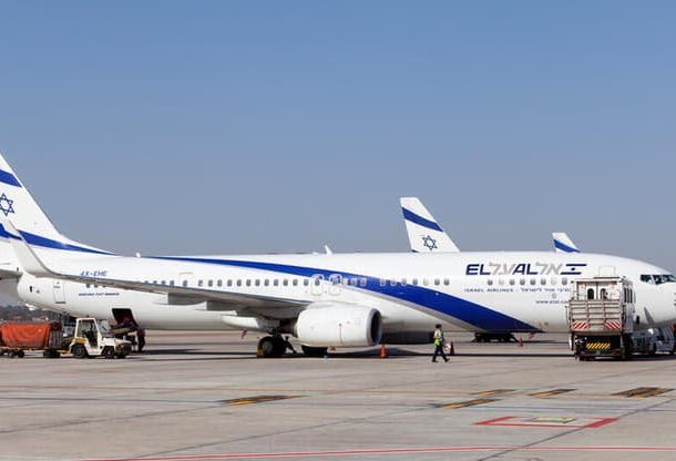 Radio Jai:: Sin billete ni pasaporte: Un joven de 13 años se coló en un avión de El Al