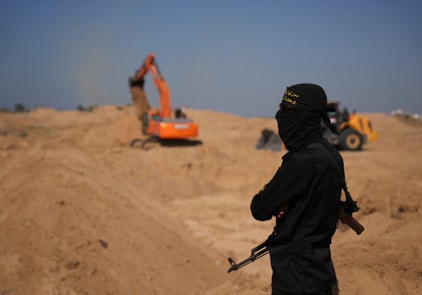 Radio Jai: FDI: Las tropas eliminaron a 6 agentes de Hamas que salieron de los túneles de Rafah, atraparon a otros 5