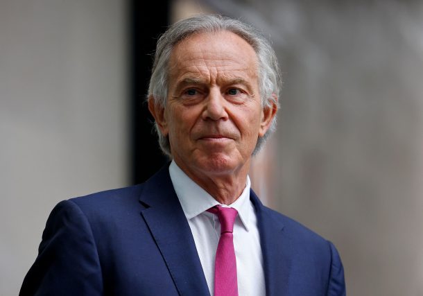 Radio Jai-Tras la presión de los estados árabes y musulmanes, Blair fue retirado de la 'junta de paz' de Gaza