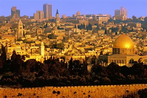 Radio Jai-Jerusalem, la "capital legítima" de Israel, dice Trump en el aniversario del reconocimiento de la ciudad