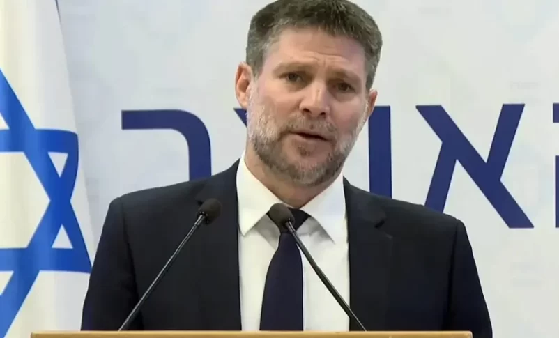 Radio Jai:Smotrich adopta postura rabínica ante ley de conscripción jaredí