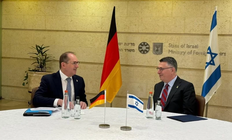 Radio Jai-Alemania e Israel firmarán un pacto de seguridad y antisemitismo