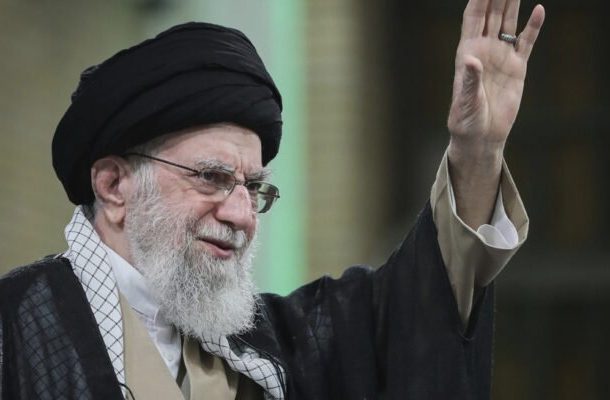Radio Jai-Khamenei ordenó una brutal represión contra los manifestantes