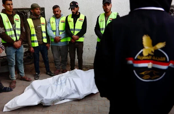 Radio Jai-Los palestinos afirman que los ataques israelíes en Gaza matan a 11 personas, entre ellas 3 periodistas y 2 niños
