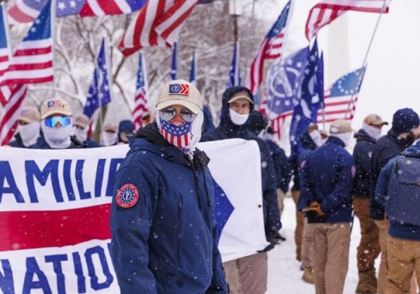 Radio Jai-Amor nazi al descubierto: filtran datos de una app de citas para supremacistas