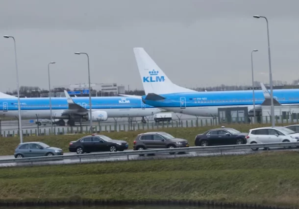 Radio Jai-KLM reanuda vuelos a Israel, EAU y Arabia Saudita