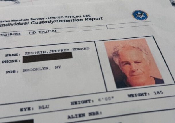 Radio Jai: Epstein presenta una fuente que alegó que los enlaces del Mossad se identifican como negador del Holocausto