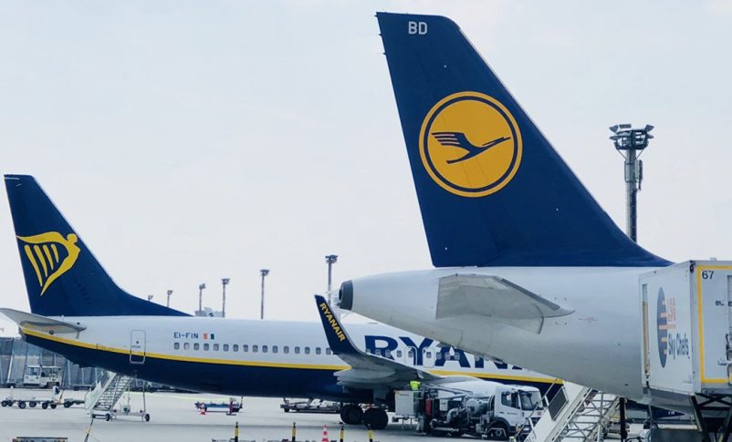 Radio Jai: Ryanair y Lufthansa entre las aerolíneas que advierten que si la guerra continúa, la escasez de combustible podría golpear los vuelos de la temporada de verano