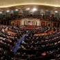Radio Jai:La Cámara de Representantes de EE.UU. aprobó una Resolución de Poderes de Guerra que ordena a Trump retirar las fuerzas estadounidenses hasta que el Congreso autorice las hostilidades