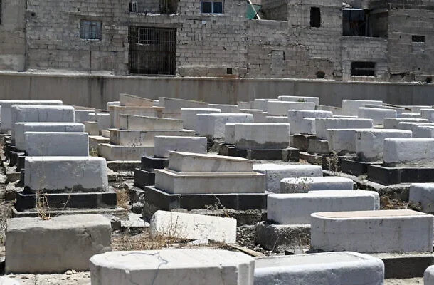 Radio Jai:Comienzan los trabajos de restauración en el principal cementerio judío de Damasco