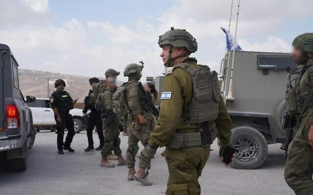 Radio Jai:2 israelíes y 4 palestinos muertos en un tiroteo provocado por una incursión de colonos en una ciudad palestina
