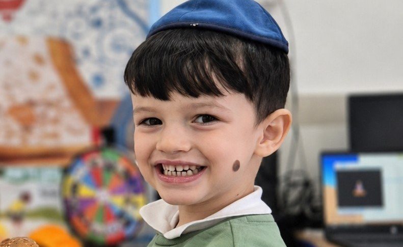 Radio Jai:Búsquedas intensivas para encontrar a Yuval Kogan, de 4 años, desaparecido en Ashkelon